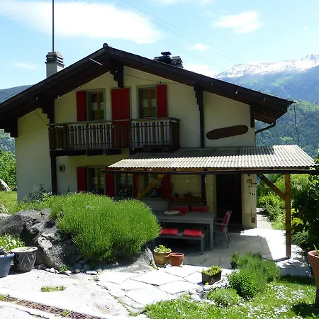 Oda ve Kahvaltı Les Biolleys 3*